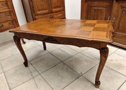 Konferenčný stolík