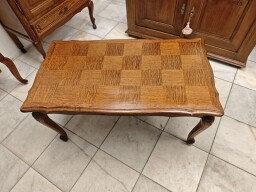 Konferenčný stolík