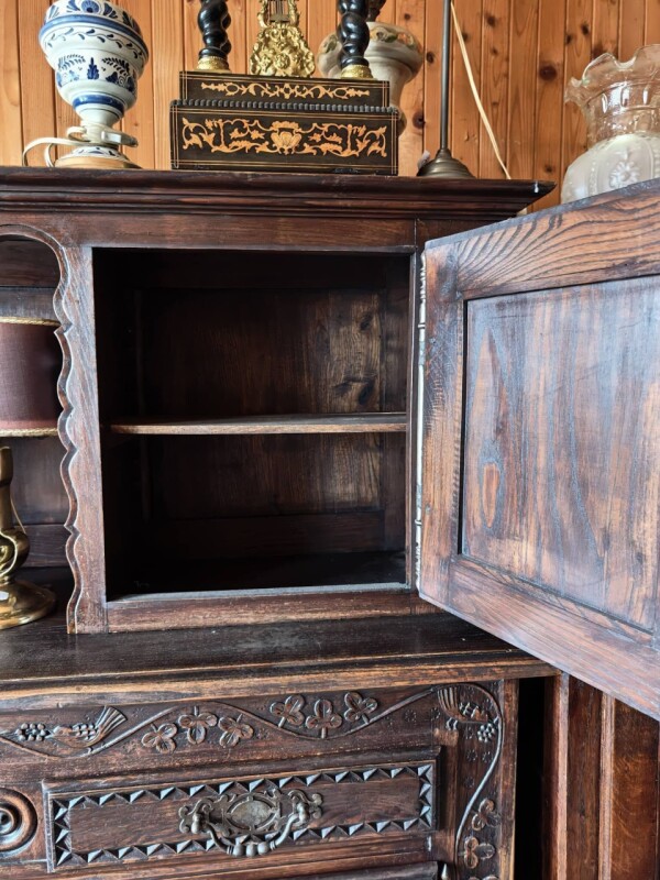 Príborník, skriňa