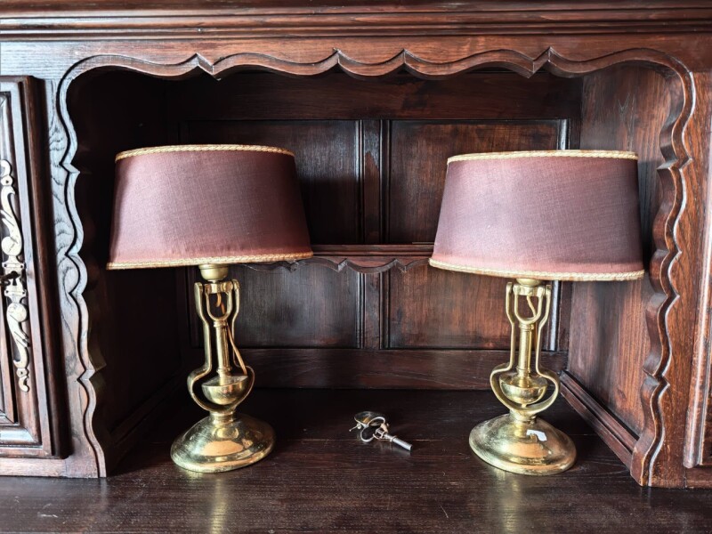 Príborník, skriňa