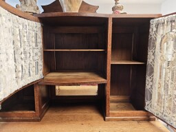 Kredenc, príborník