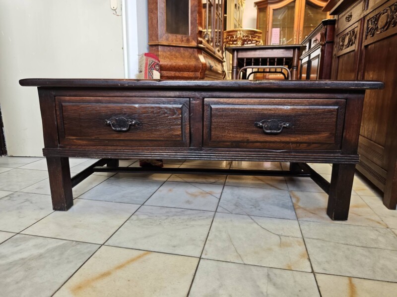 Konferenčný stolík