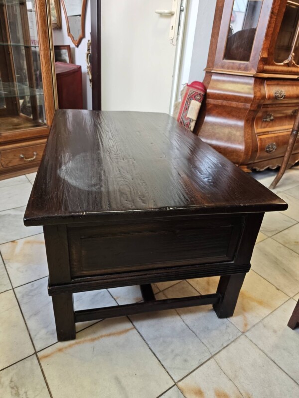 Konferenčný stolík