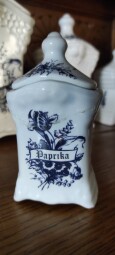 Koreničky, dózy
