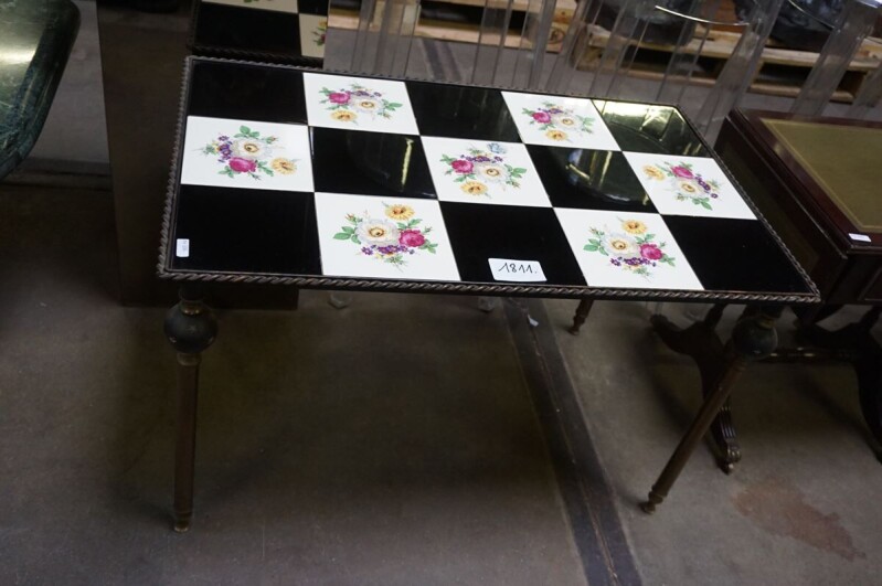 Konferenčný stolík