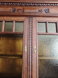 Kredenc, príborník