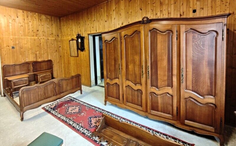 Francúzska štvordverová dubová skriňa 