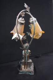Stolná lampa