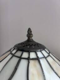 Starožitná stolová lampa v štýle Tiffany