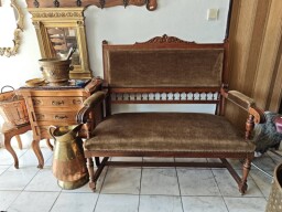 Lavica, sofa