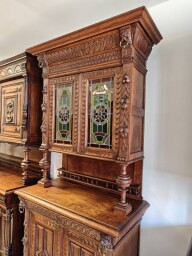 Kredenc, príborník