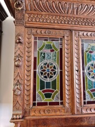 Kredenc, príborník