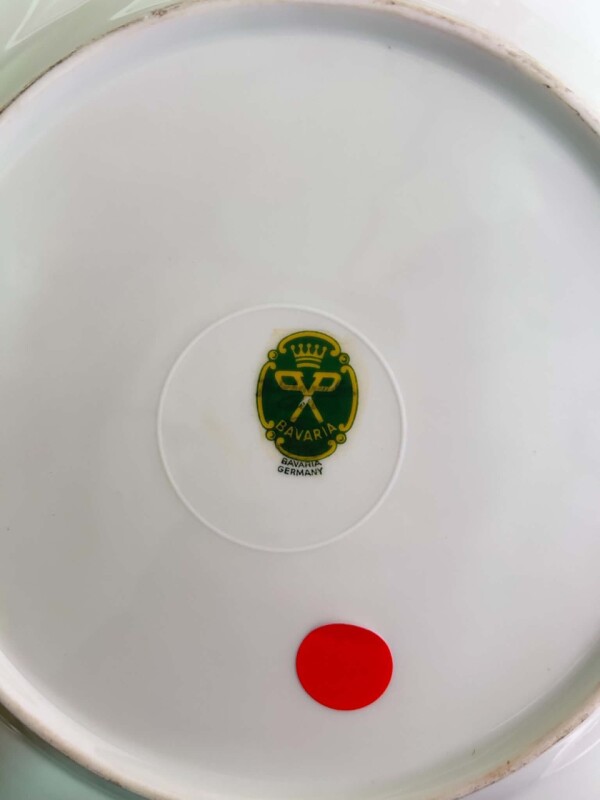 Porcelánový tanier s pastorálnym výjavom