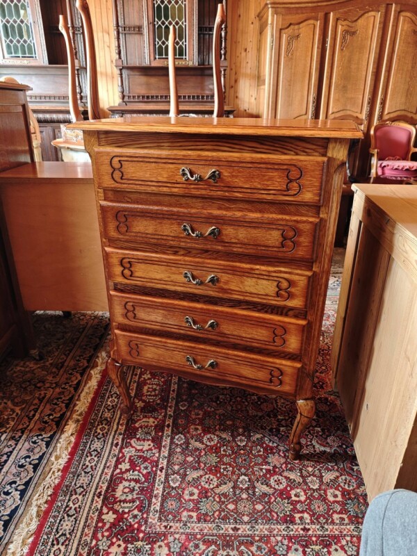Francúzska dubová komoda – chiffonier